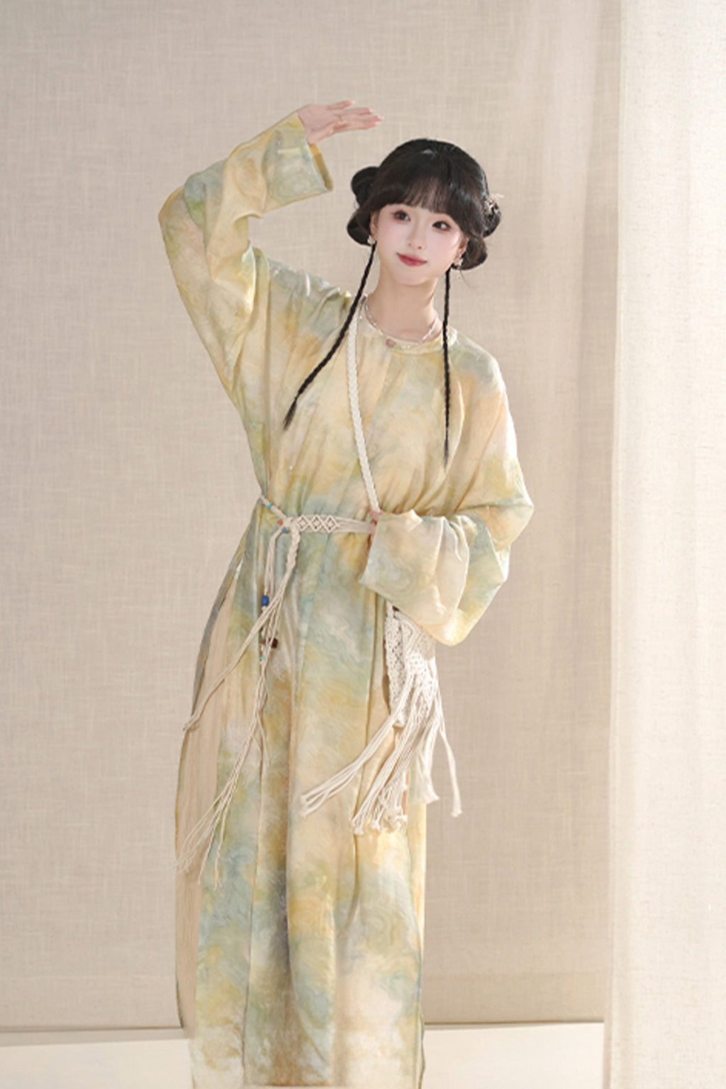 Modern Hanfu Yellow Hanfu Dress with Round Collar Robe and Sun Protection
