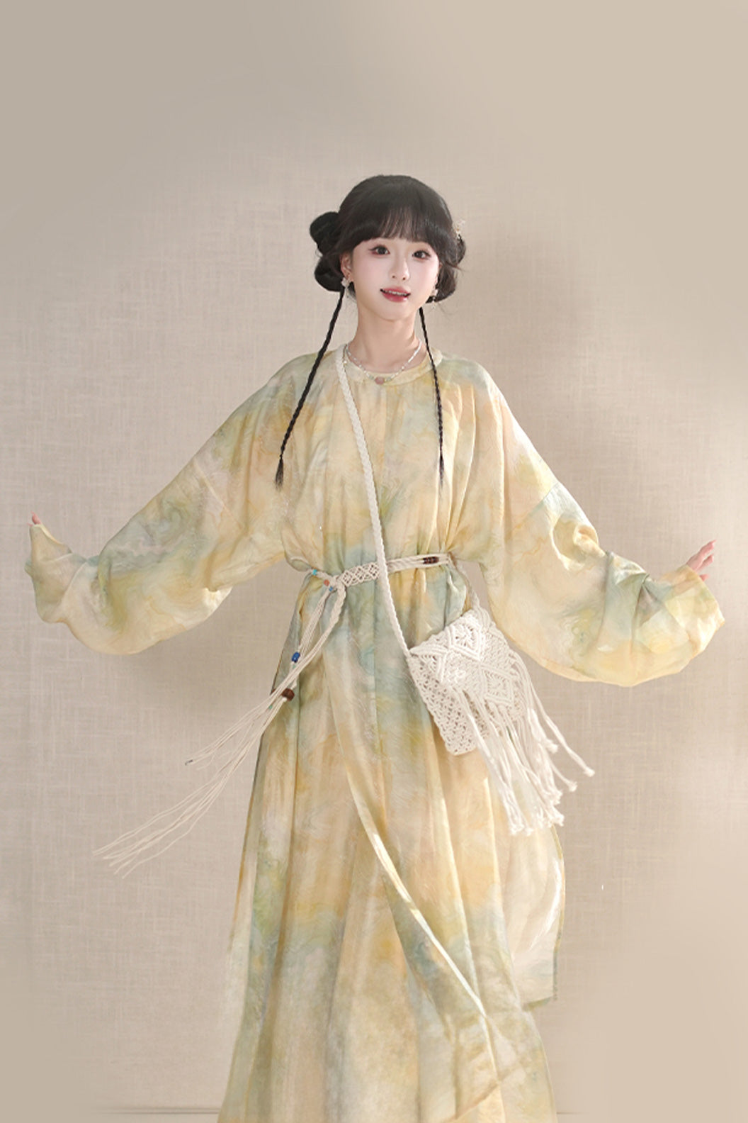 Modern Hanfu Yellow Hanfu Dress with Round Collar Robe and Sun Protection