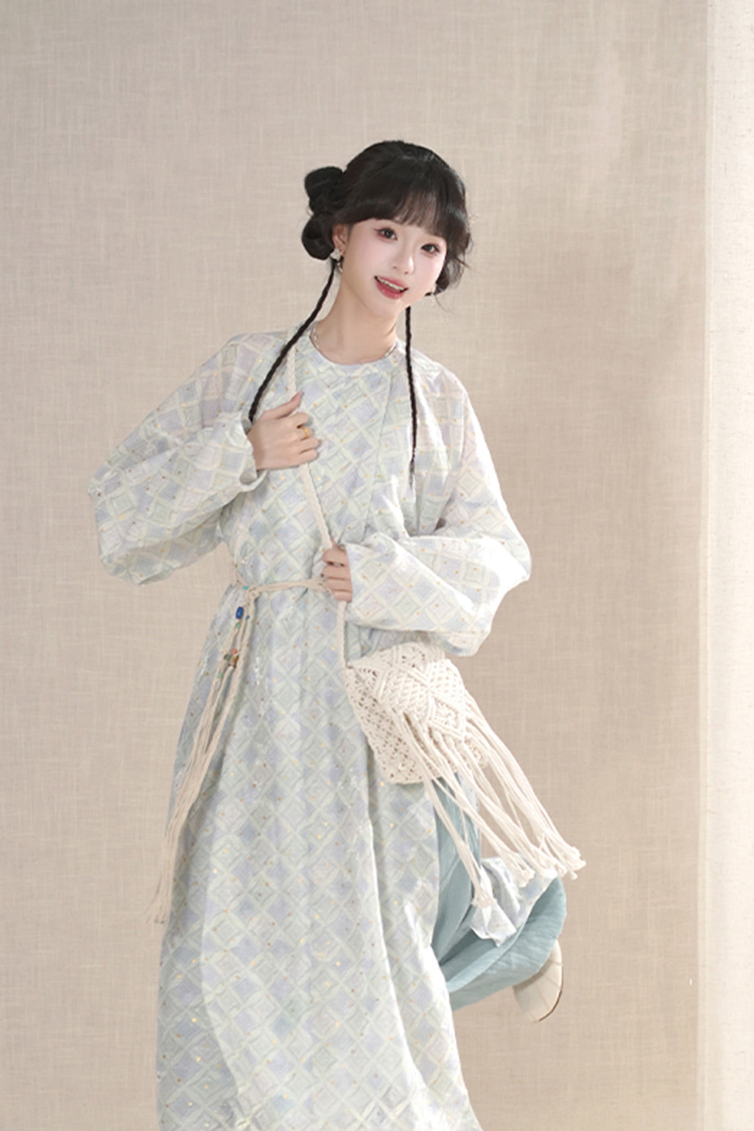 Modern Hanfu Yellow Hanfu Dress with Round Collar Robe and Sun Protection