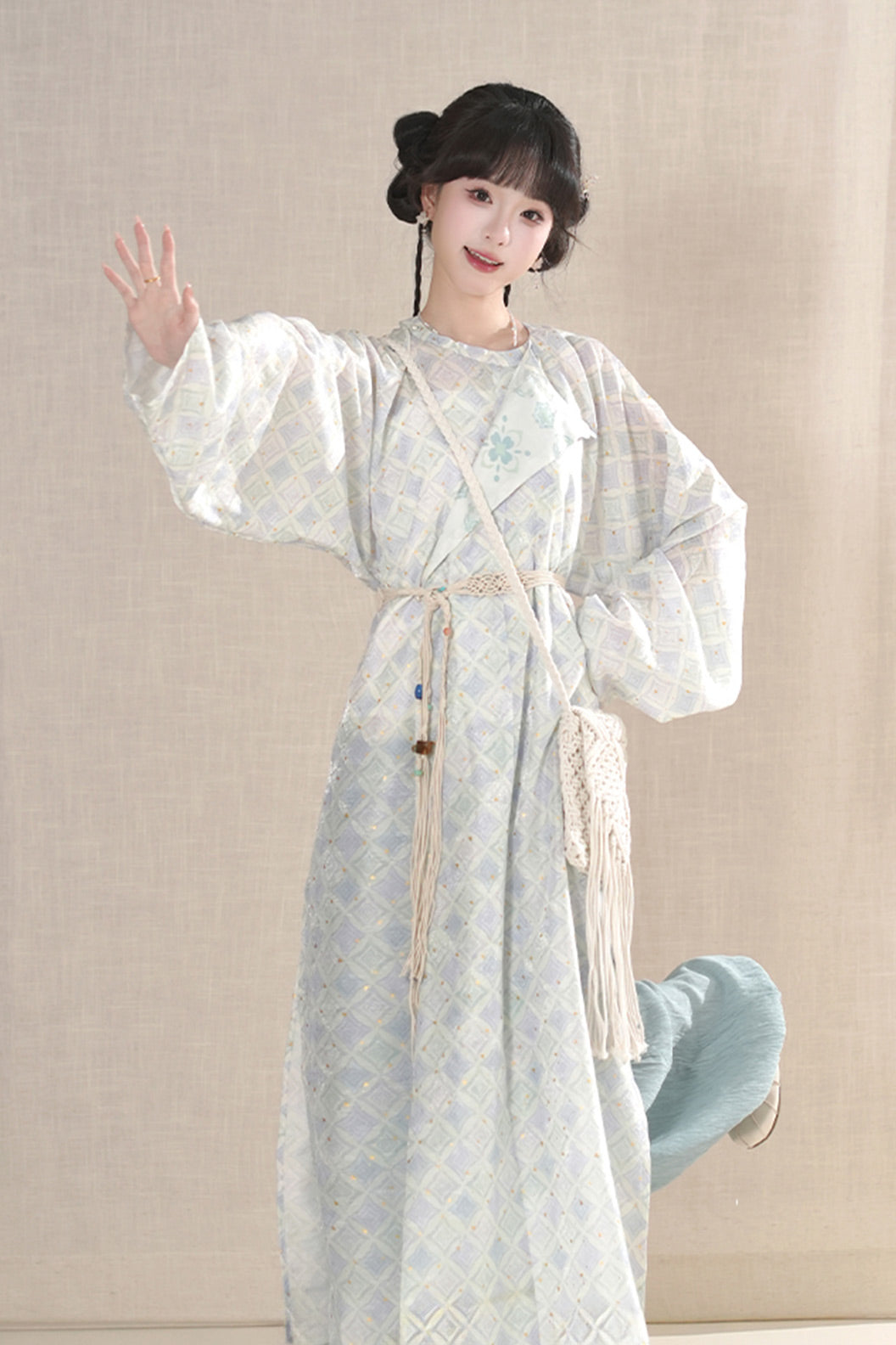 Modern Hanfu Yellow Hanfu Dress with Round Collar Robe and Sun Protection
