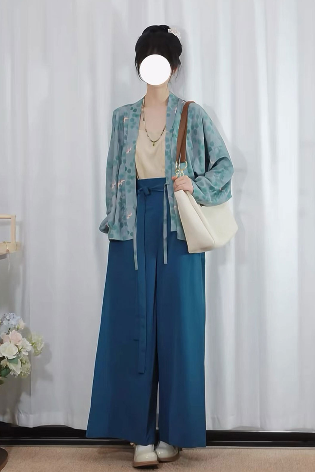 Modern Hanfu Blue with 3-Piece Set and Wide-Legged Pants