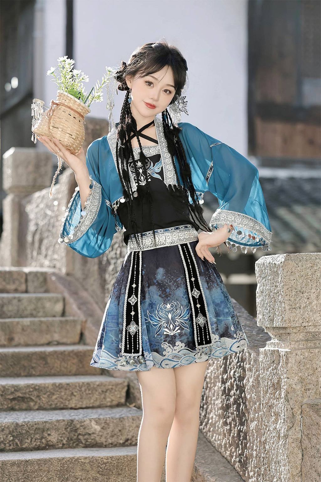Modern Hanfu clothing Exotic Style Guofeng Short Ma Mian Skirt Blue Hanfu dress