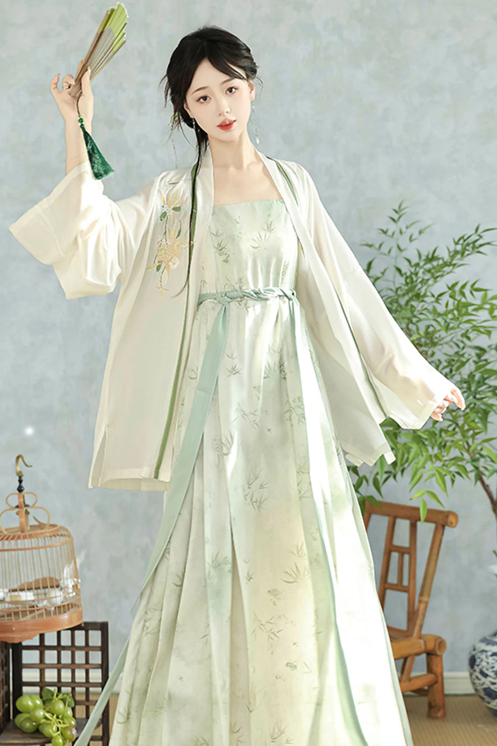 Modern Hanfu Green Embroidered Dress Chinese fashion