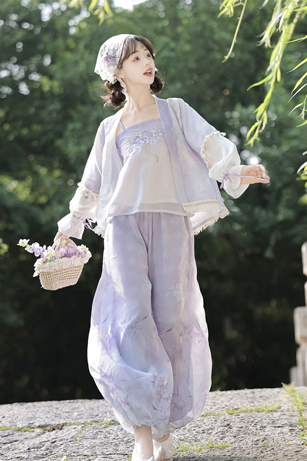 Modern Hanfu with Purple Lantern Pants for Daily Commute