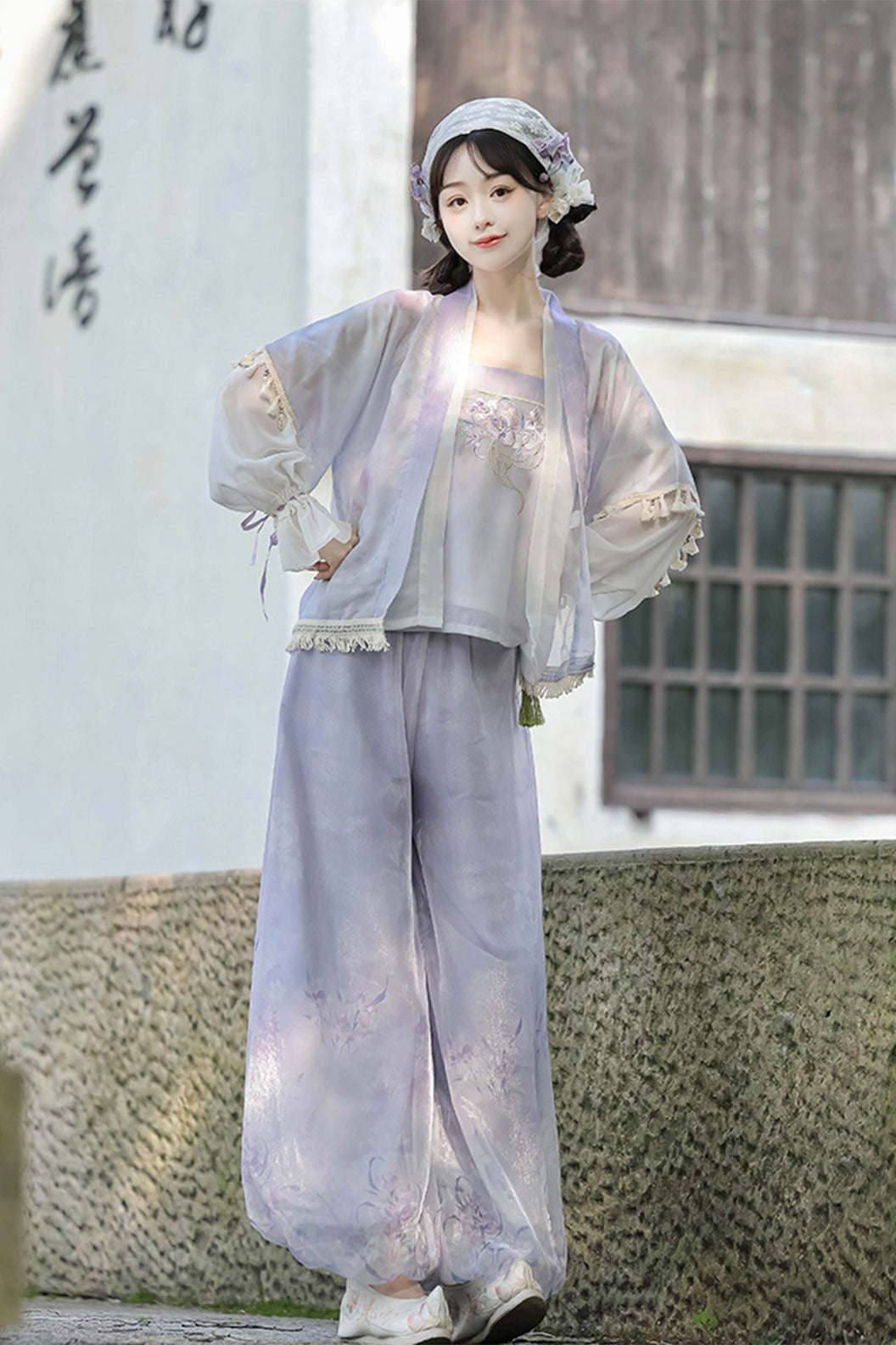 Modern Hanfu with Purple Lantern Pants for Daily Commute