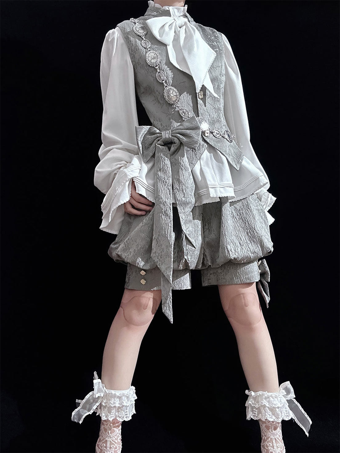 Ouji Fashion Gothic Vintage Lolita Set Grey Tone Embroidered Vest with Puff Shorts Ruffle Design Outfit
