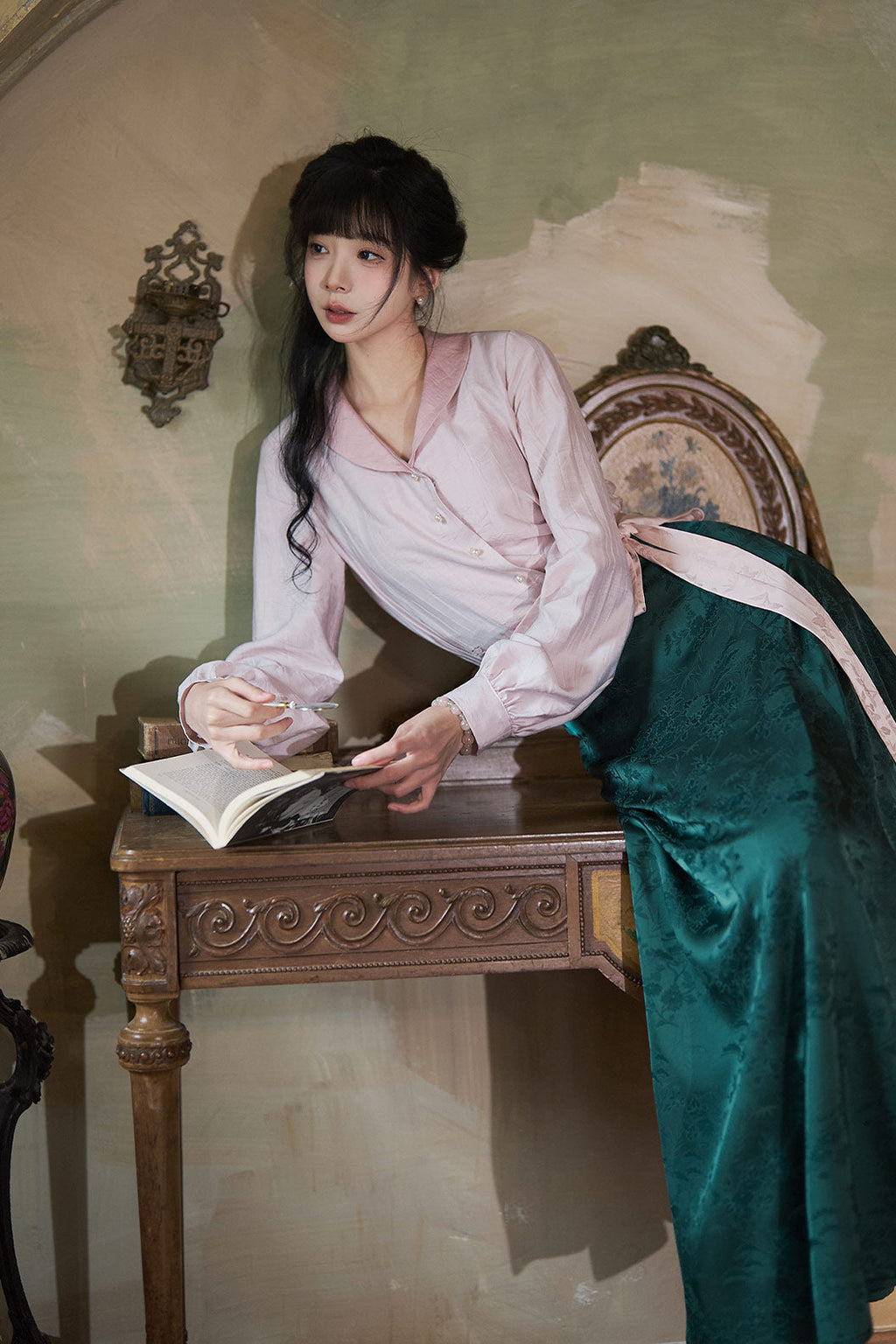 Modern Hanfu Clothing One Piece Eight Panel Skirt Hanging Collar Shirt Pink Hanfu Dress