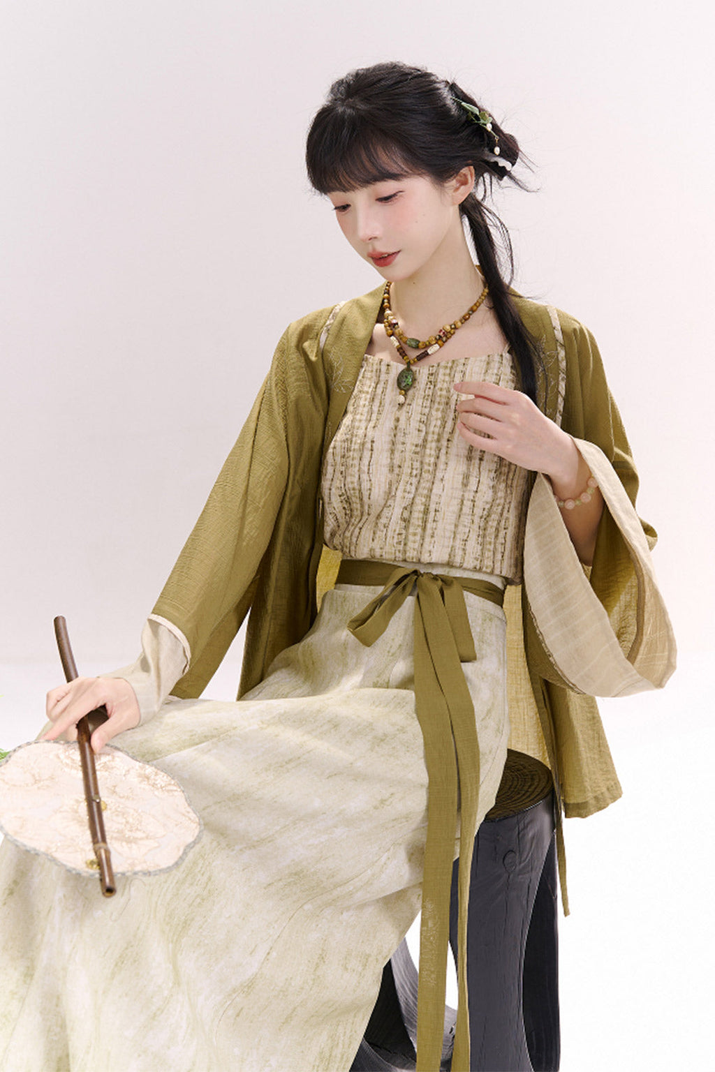 Modern Hanfu Pleated Top Broken Skirt Set Green Hanfu Dress